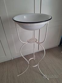 antico porta catino in ferro battuto