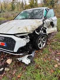 Audi A3 incidentata