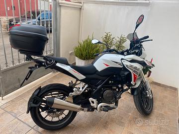 Moto TRK BENELLI 250