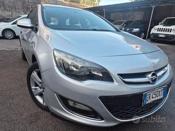 OPEL ASTRA 1.7 DIESEL CON 126000KM DEL 2014