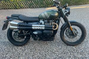 Triumph street scrambler 900