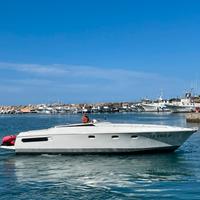 Ferretti 35