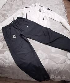 Tuta Nike Juventus stagione 2011/2012 come nuova