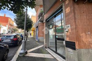NEGOZIO A GENZANO DI ROMA