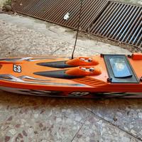 Motoscafo Offshore Radiocomandato Motor & Co.