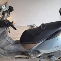 Scooter aprilia atlantic 125