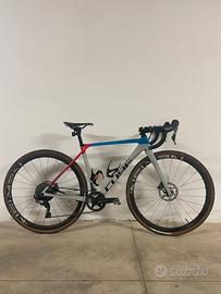 Bici Gravel Ciclocross Cube Cross Race C62