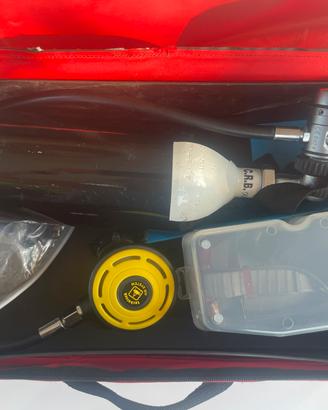 Kit di emergenza subacqueo compatto
