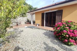 Villa di 195 m² con più di 5 locali e box auto dop
