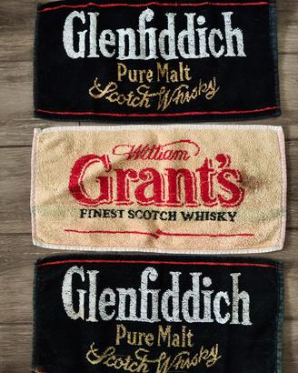 4 tovagliette bar - Grant's, Glenfiddich, Jagermei