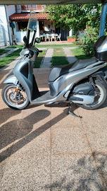 SCOOTER HONDA 150 SHi ABS