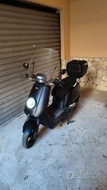 NIU NQi Sport 50cc (scooter, no bicicletta)