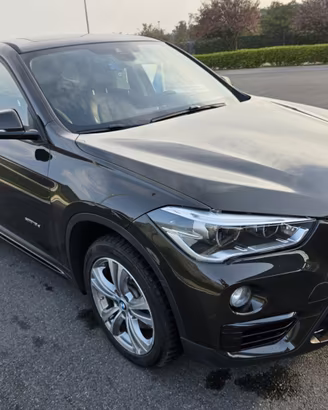 BMW X1 xDrive18d Sport 85,000 km cambio automatico