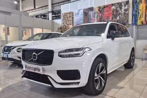 VOLVO XC90 B5 (d) AWD Geartronic 7 posti R-desig