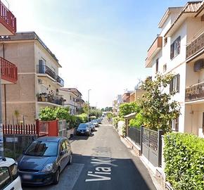 Borgata finocchio stanza ad uso condiviso