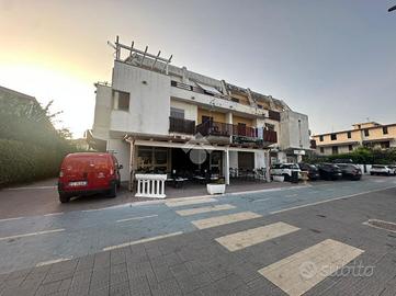 3 LOCALI A VILLAPIANA