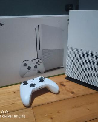 XBOX ONE S 2T