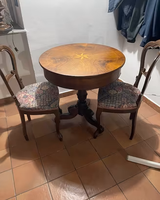 TAVOLINO DA GIOCO + 2 SEDIE