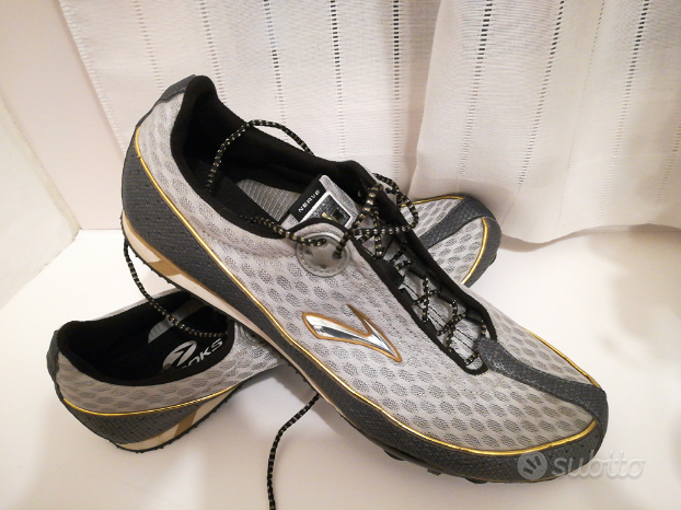 Brooks clearance scarpe chiodate