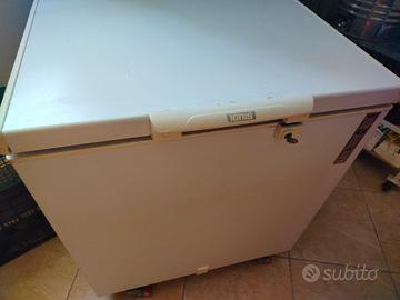 Congelatore a pozzo Ignis