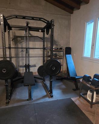 atrezzatura palestra prezzi in descrizione 