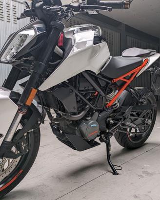 KTM Duke 125 ABS