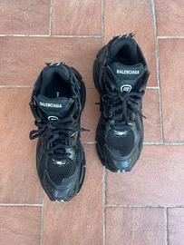 Balenciaga runner