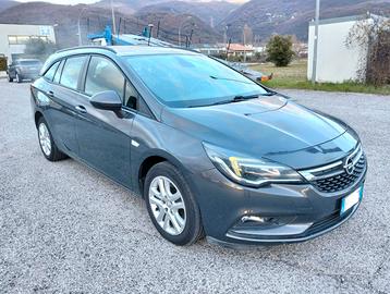Opel Astra 1.6 CDTi SeS Sports Tourer Innovation