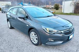 Opel Astra 1.6 CDTi SeS Sports Tourer Innovation