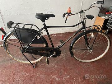 Tre biciclette per passeggio