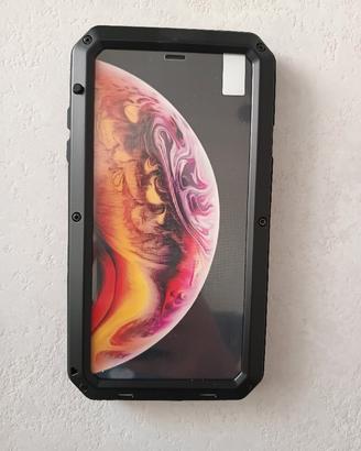 Custodia antiurto iPhone XS Max con vetro.