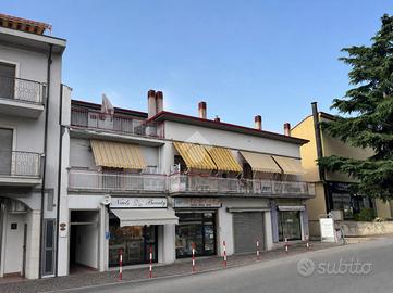 2 LOCALI A L'AQUILA