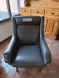 Poltrona in similpelle anni 70