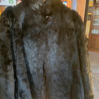 Giacca in vera pelliccia nera