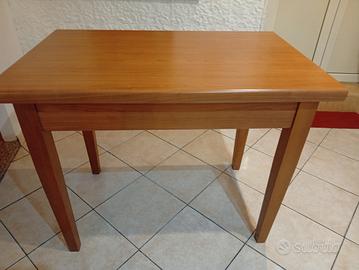 Tavolo allungabile 