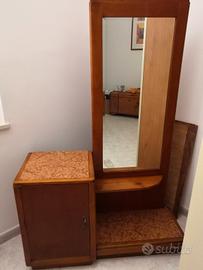 specchiera seconda metà del 900 in ciliegio