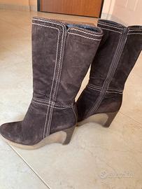 Stivali camoscio marroni