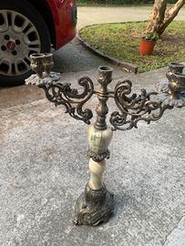 Candelabro antico in bronzo e marmo