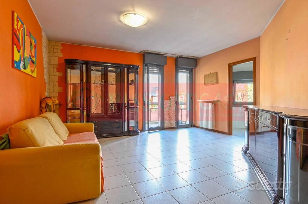 Appartamento di 124 m² con 4 locali e box auto a S - Vista 6