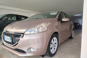 Peugeot 208 1.4 HDi 68 CV 5 porte Access