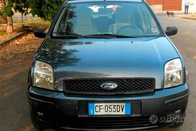 FORD Fusion - 2003