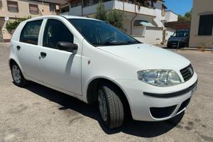Fiat. Punto
