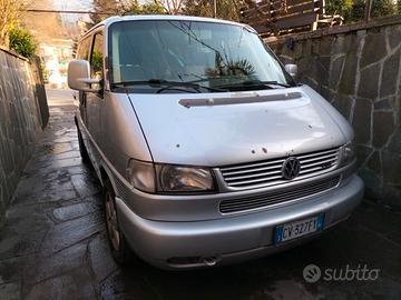 VOLKSWAGEN MULTIVAN T4