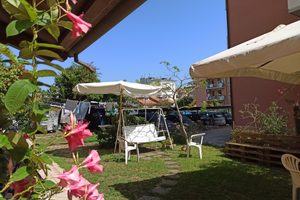 MONOLOCALE essenziale ma completo FAMIGLIA al mare