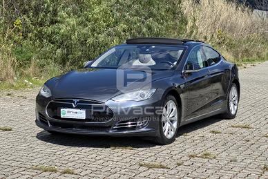 TESLA Model S 85kWh Dual Motor