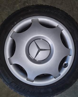 Gomme invernali con cerchi 205/55 R16 Michelin