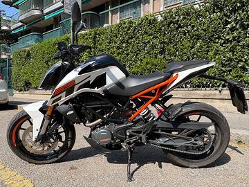 Ktm duke 125
