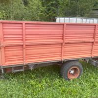 Rimorchio agricolo trattore