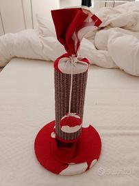 Tiragraffi nuovo con pallina x giocare