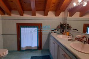 Casa indipendente di 355 m² con 4 locali a Nove